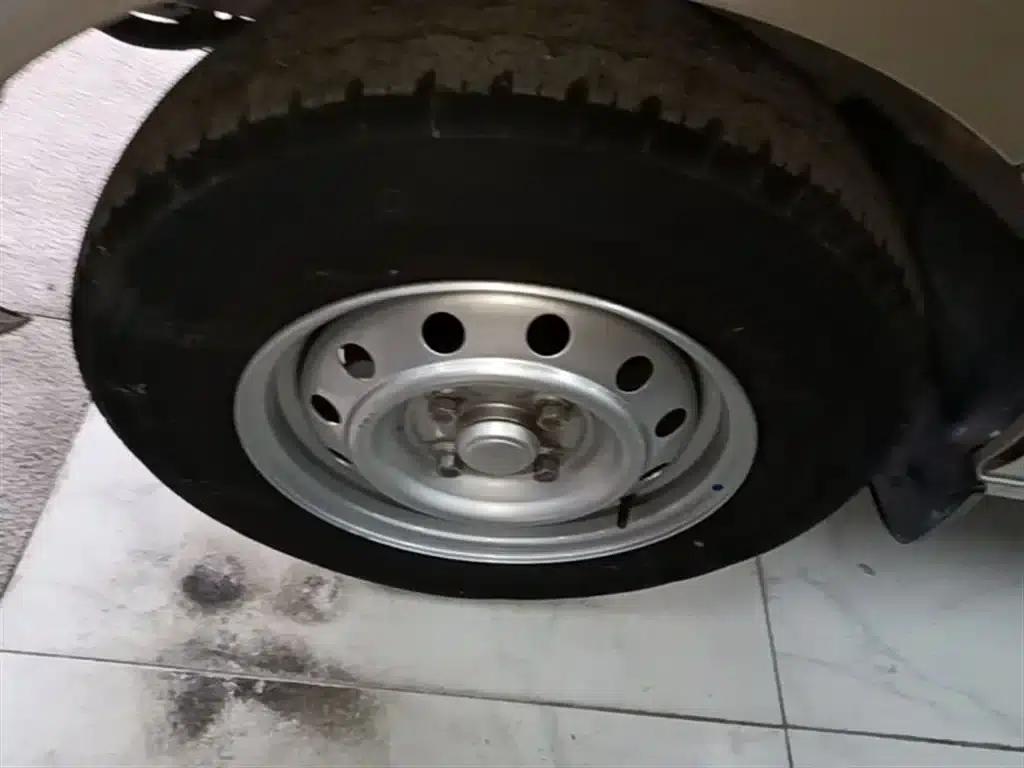 Wuling Rongguang S 2023 1.5L Basic Model 5/7 Seats — миниатюра 23