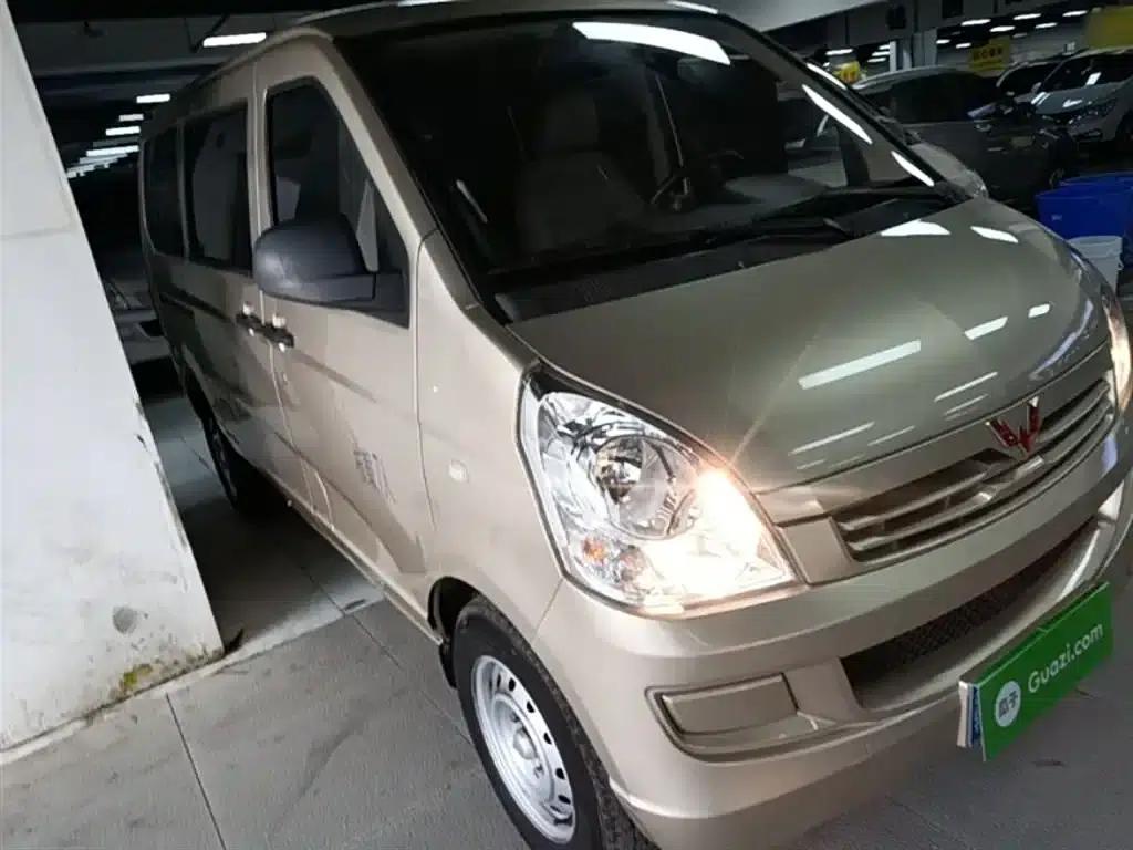 Wuling Rongguang S 2023 1.5L Basic Model 5/7 Seats — миниатюра 4