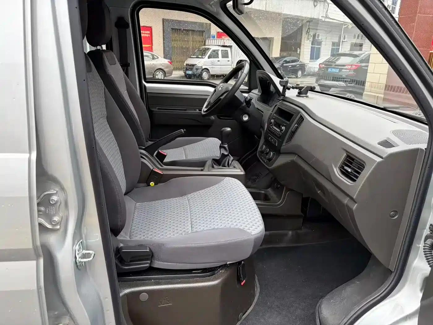 Wuling Rongguang New Truck 2023 1.5L Double Cab Extended Basic Model LAR — миниатюра 10