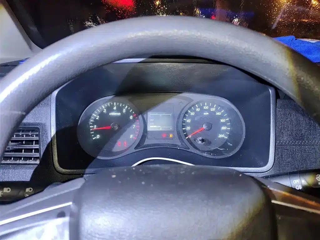 Wuling Journey 2021 1.5T Manual Comfort Model — миниатюра 4