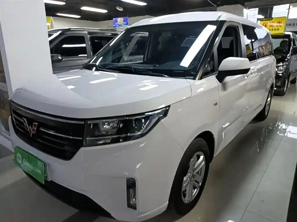 Wuling Journey 2021 1.5T Manual Deluxe Edition — миниатюра 2