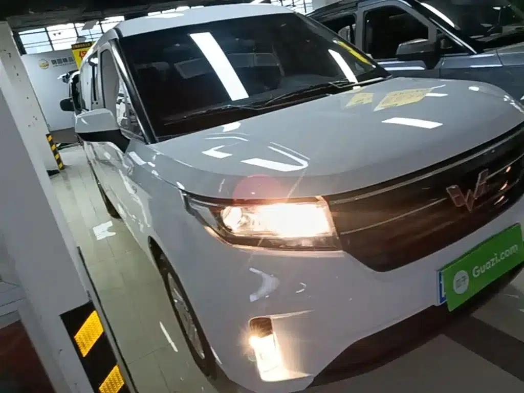 Wuling Journey 2021 1.5T Manual Deluxe Edition — миниатюра 4