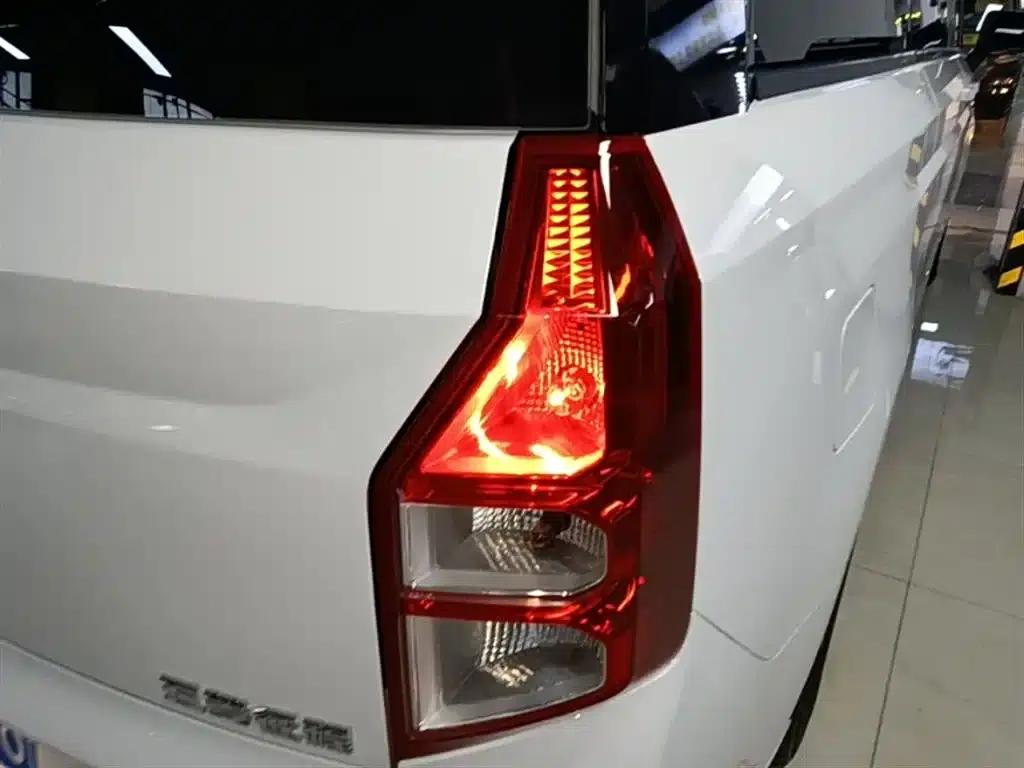 Wuling Journey 2021 1.5T Manual Deluxe Edition — миниатюра 8