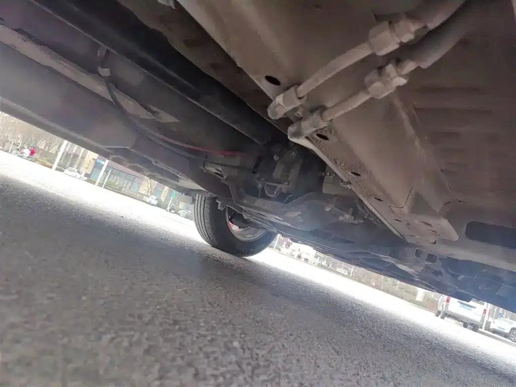 Wuling Hongguang PLUS 2019 1.5T Manual Deluxe 7-Seater — миниатюра 16