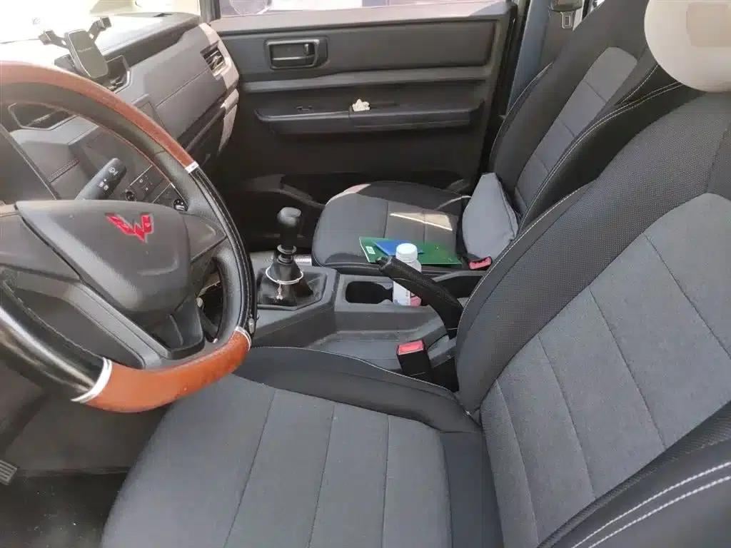 Wuling Hongguang PLUS 2020 1.5L Manual Standard 5-Seater — миниатюра 8