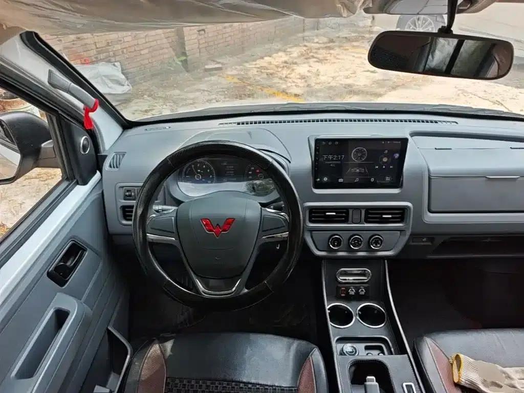 Wuling Yangguang 2024 Model 300km Comfort Bus Version 75kW — миниатюра 11