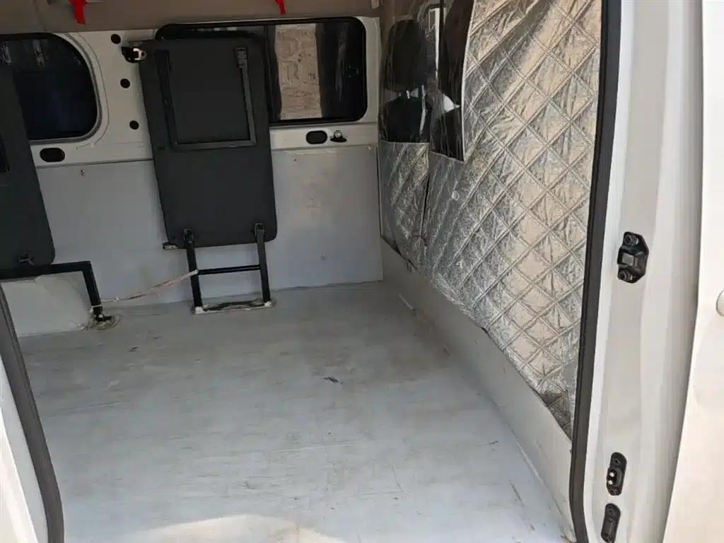 Wuling Yangguang 2024 Model 300km Comfort Bus Version 75kW — миниатюра 17