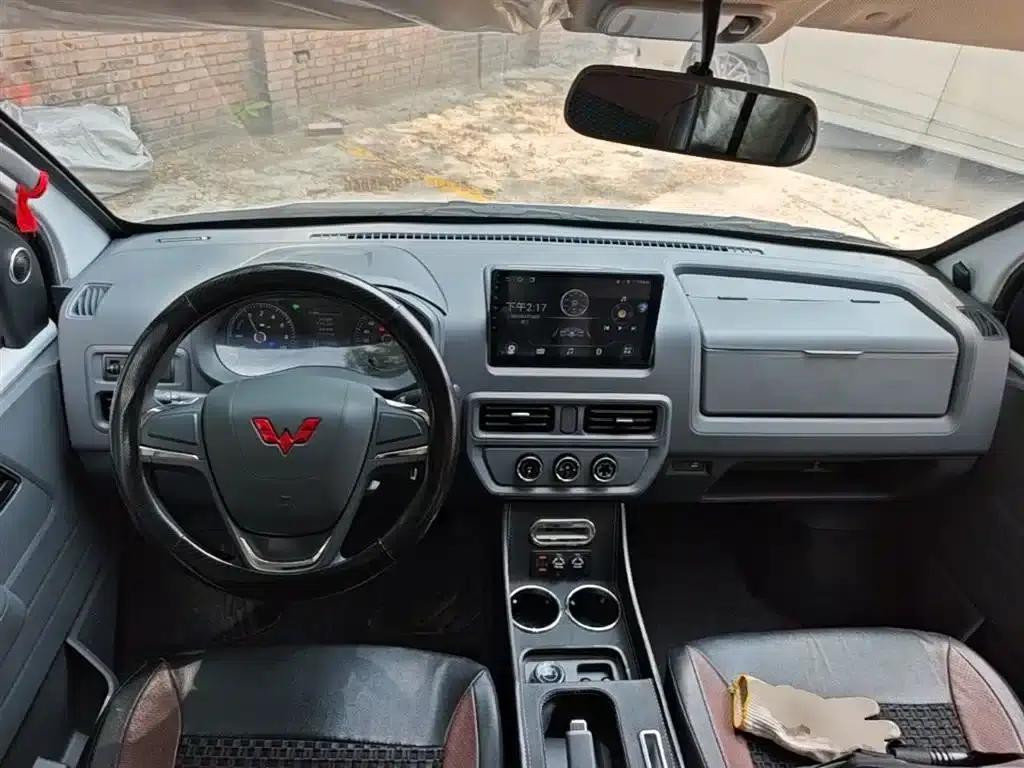 Wuling Yangguang 2024 Model 300km Comfort Bus Version 75kW — миниатюра 10