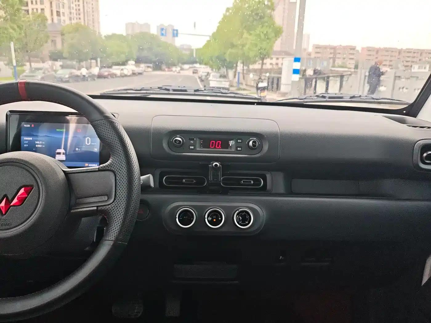 Wuling Sunshine New Energy 2025 Model 305km/h Progressive Edition — миниатюра 12