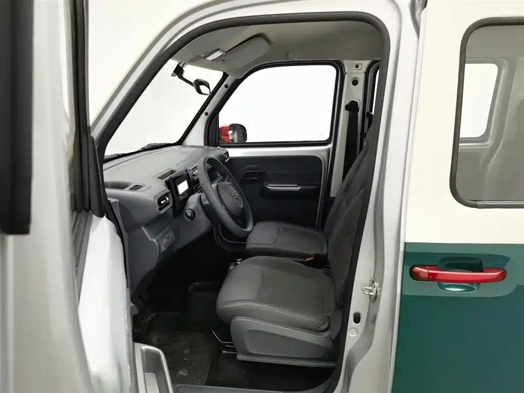 Wuling Sunshine New Energy 2025 Model, 201km/h Comfort Edition — миниатюра 10