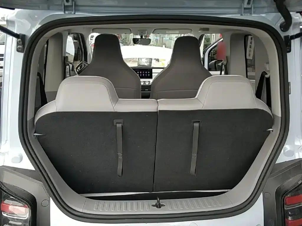 Wuling Air ev Clear Sky 2023 Model, Four-Seat - Advanced Edition — миниатюра 19