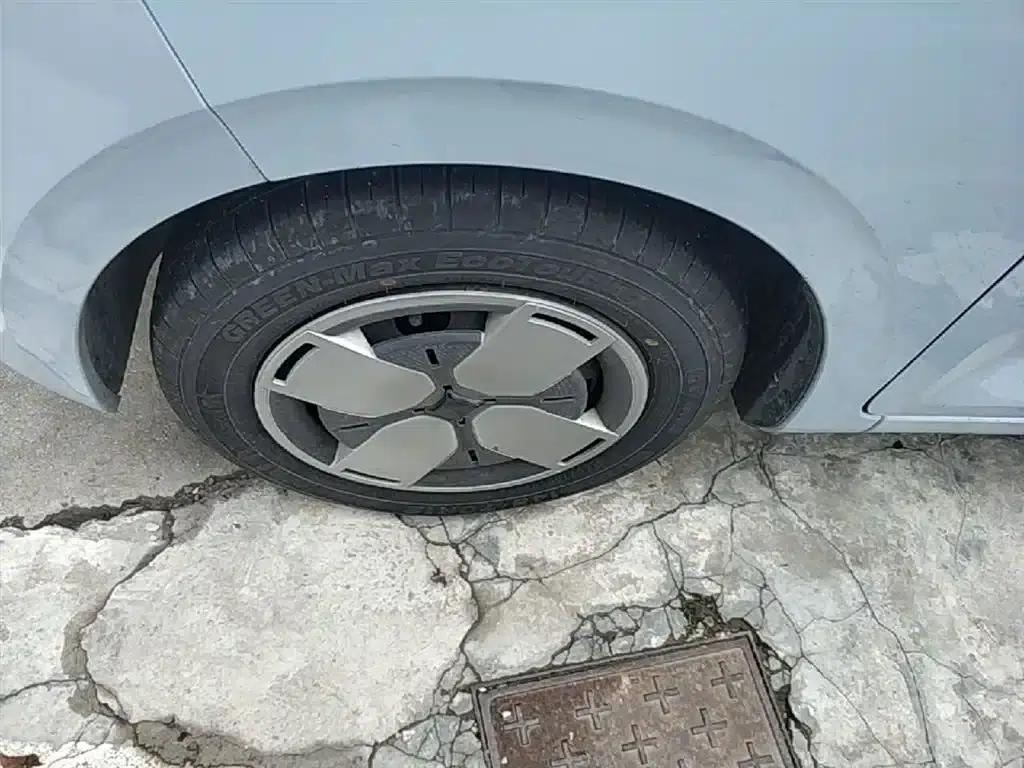 Wuling Air ev Clear Sky 2023 Model, Four-Seat - Advanced Edition — миниатюра 23