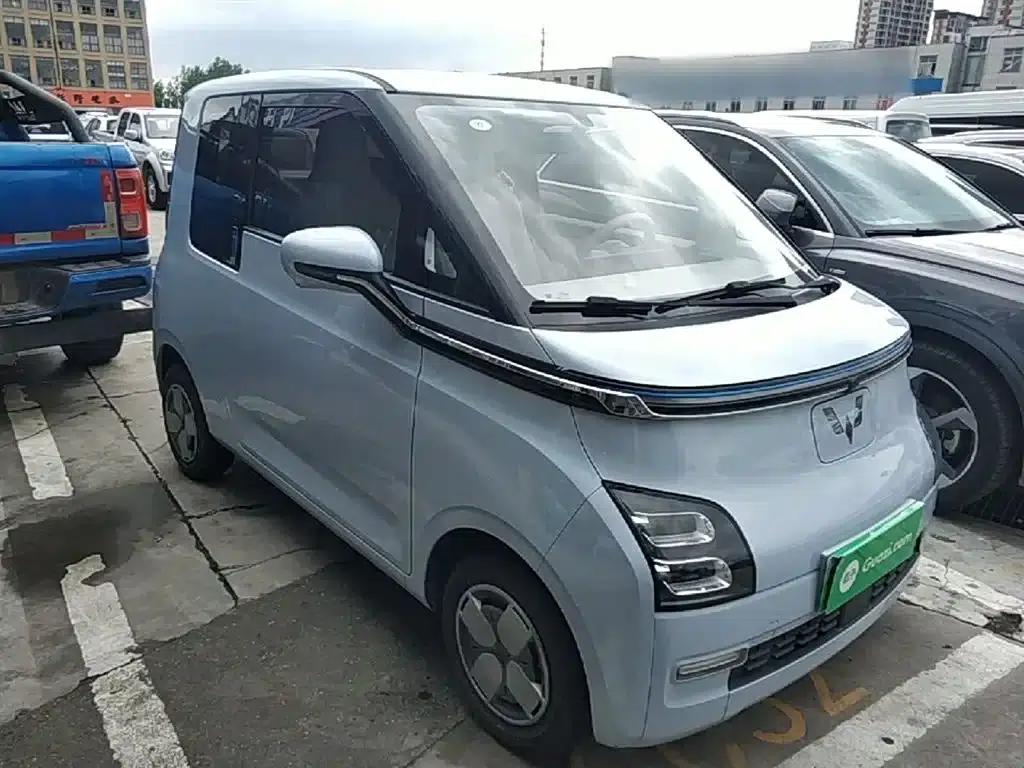 Wuling Air ev Clear Sky 2023 Model, Four-Seat - Advanced Edition — миниатюра 4