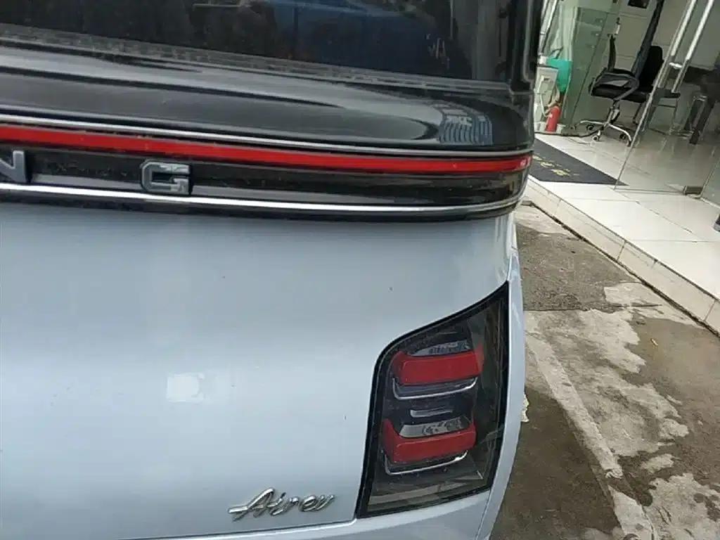 Wuling Air ev Clear Sky 2023 Model, Four-Seat - Advanced Edition — миниатюра 8
