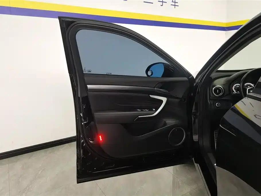 Weipai VV7 2017 2.0T Flagship Edition — миниатюра 7