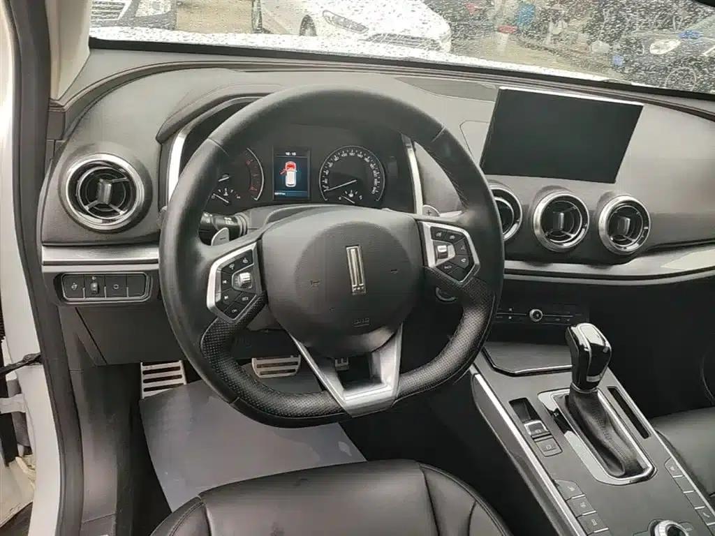 Weipai VV5 2017 2.0T Super Luxury Edition — миниатюра 11