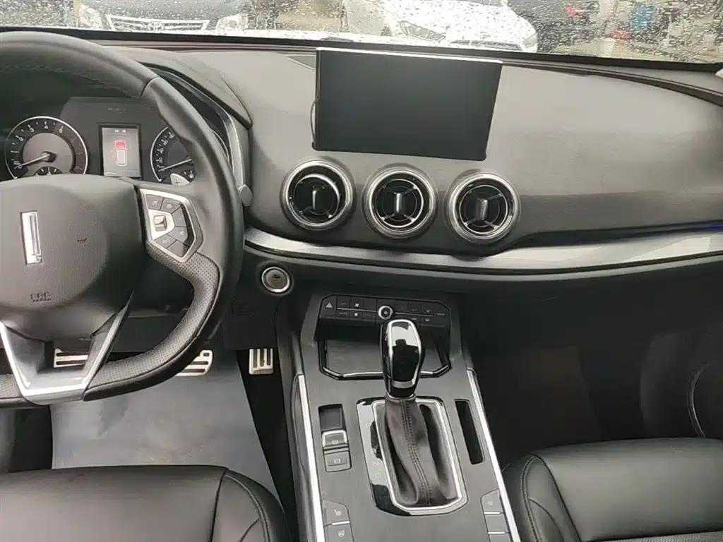 Weipai VV5 2017 2.0T Super Luxury Edition — миниатюра 13