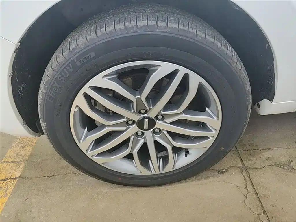 Weipai VV5 2017 2.0T Super Luxury Edition — миниатюра 23