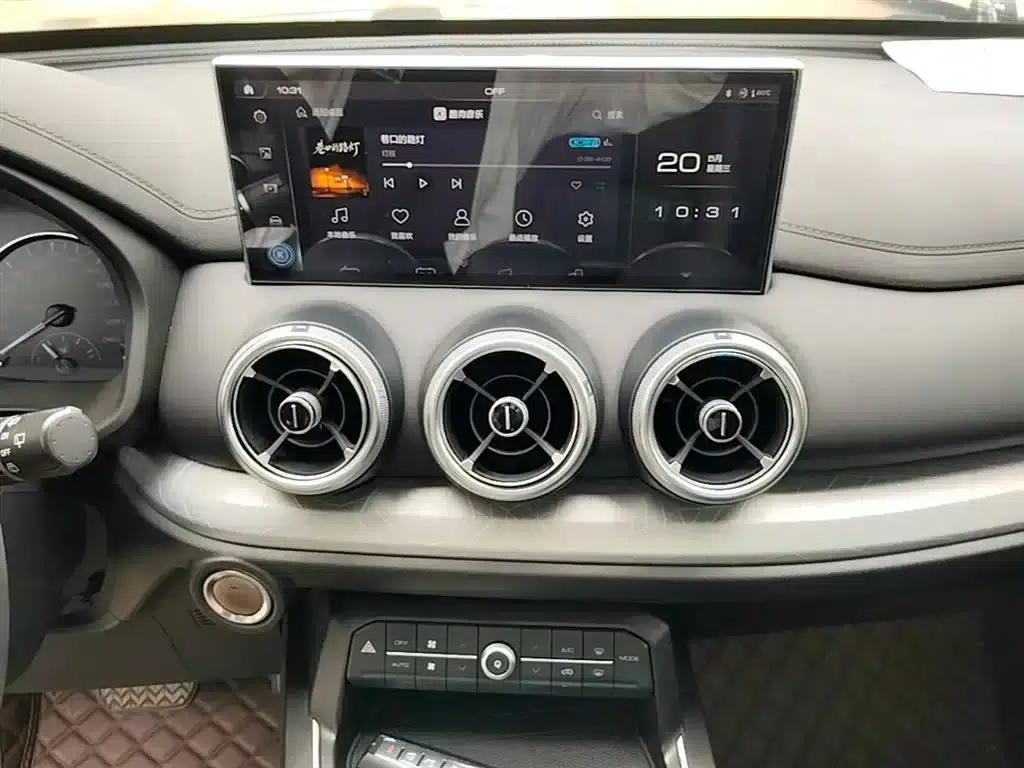 Weipai VV5 2021 1.5T 2WD Avantgarde — миниатюра 13
