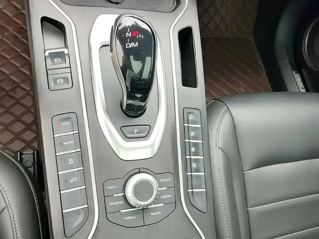 Weipai VV5 2021 1.5T 2WD Avantgarde — миниатюра 14