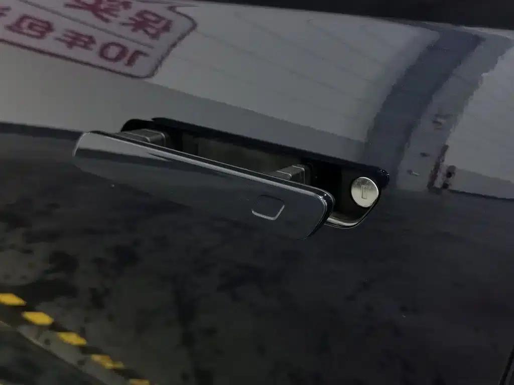 Weipai Lanshan 2023 Four-Wheel Drive Extended Range Edition — миниатюра 18
