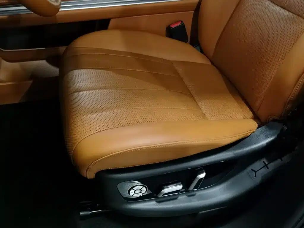 Weipai Lanshan 2023 Four-Wheel Drive Extended Range Edition — миниатюра 20