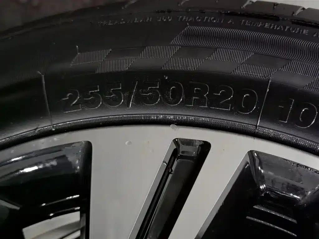 Weipai Lanshan 2023 Four-Wheel Drive Extended Range Edition — миниатюра 24