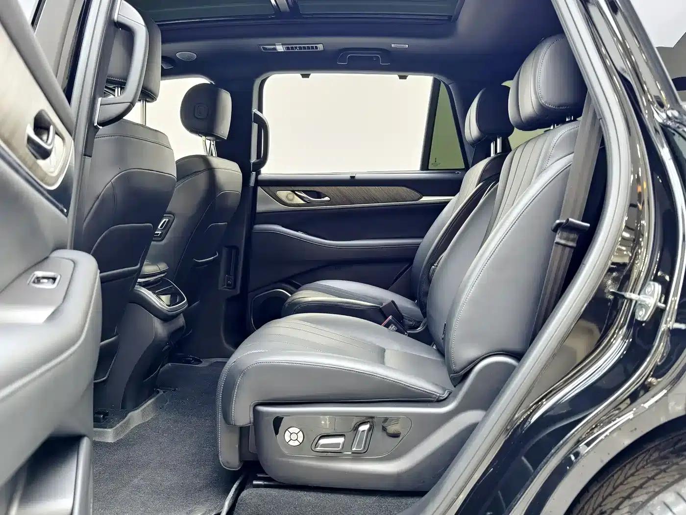 Weipai Lanshan 2023 Two-Wheel Drive Long Range Edition — миниатюра 7