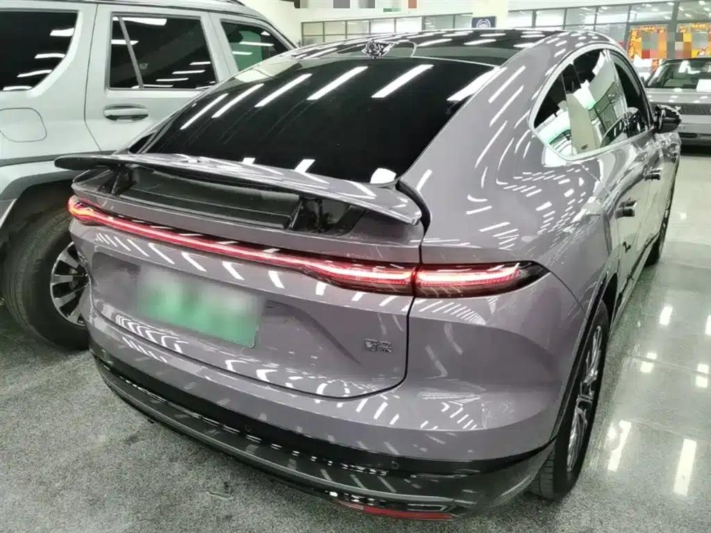 NIO EC6 2025 model 75kWh — миниатюра 7
