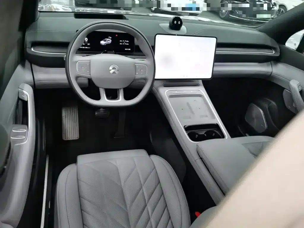 NIO EC6 2025 model 75kWh — миниатюра 10