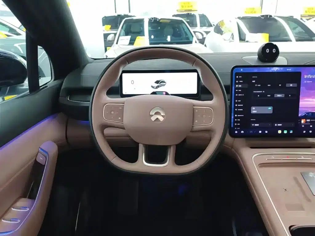 NIO EC6 2025 model 75kWh — миниатюра 11