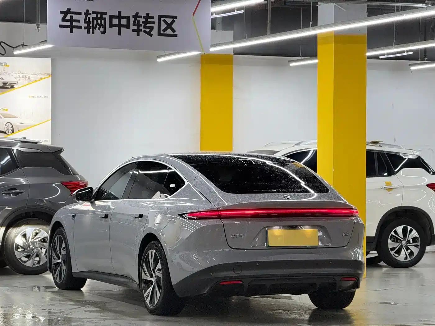 NIO ET5 2024 model 75kWh — миниатюра 3