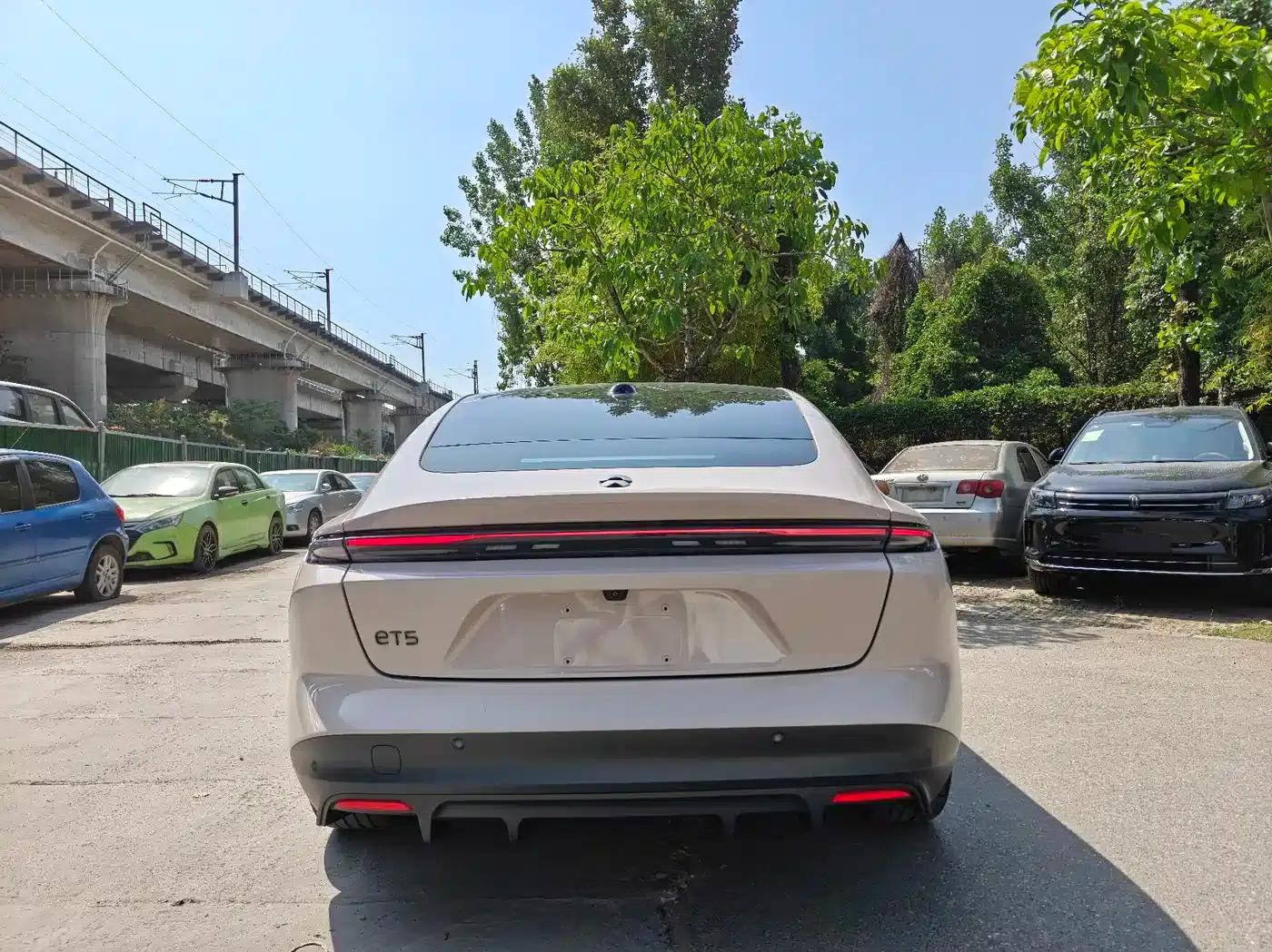 NIO ET5 2022 model 75kWh — миниатюра 5