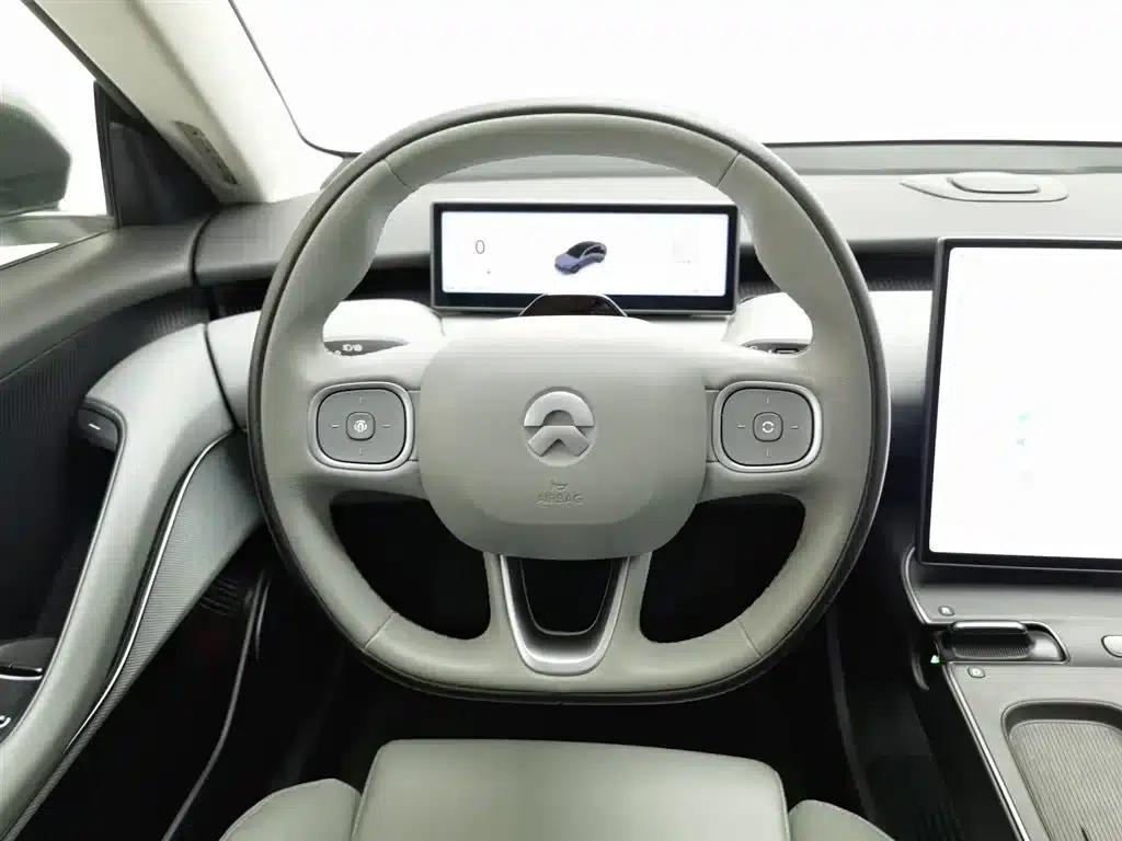 NIO ET5 2022 model 75kWh — миниатюра 11