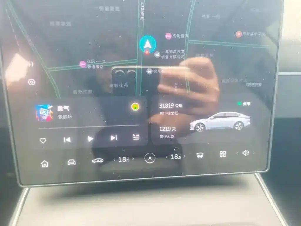 NIO ET5 2022 model 75kWh — миниатюра 6