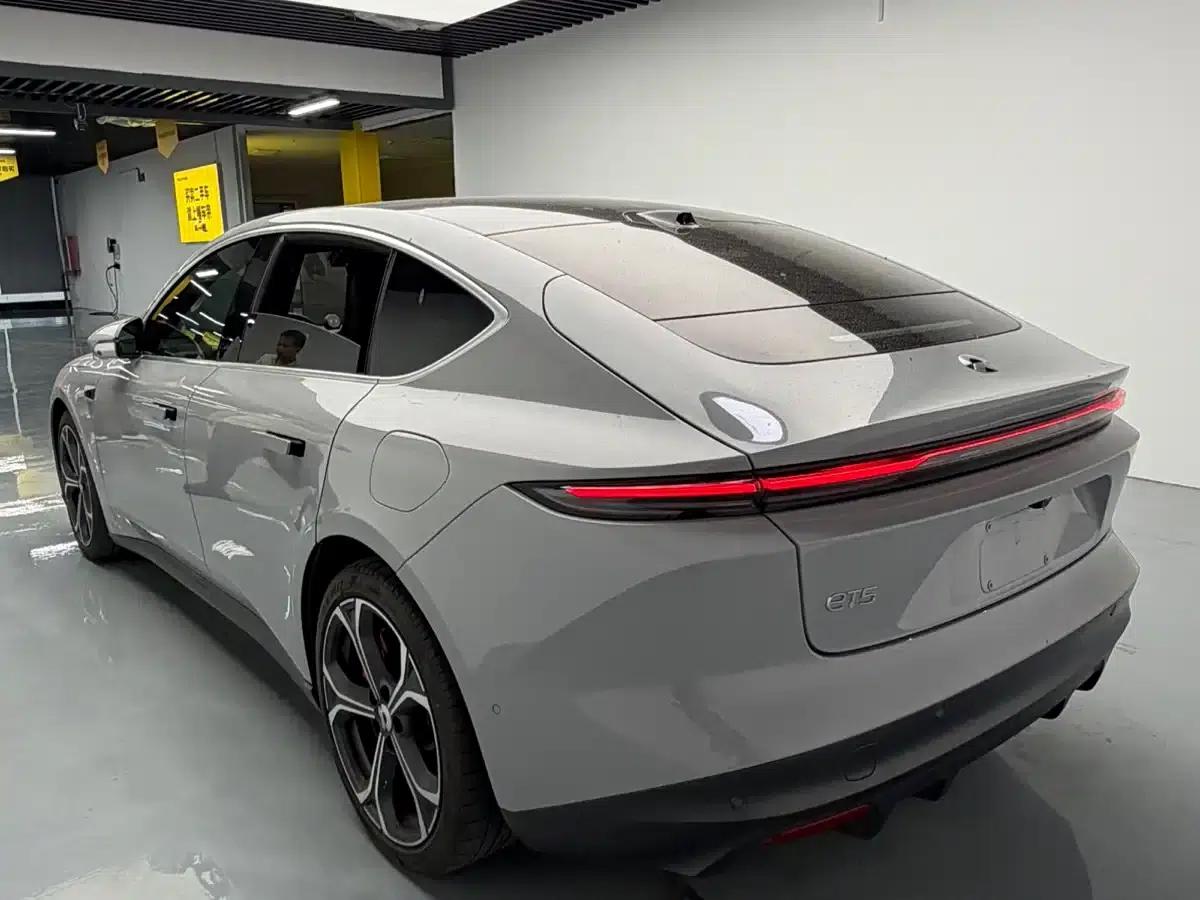 NIO ET5 2022 model 75kWh — миниатюра 7