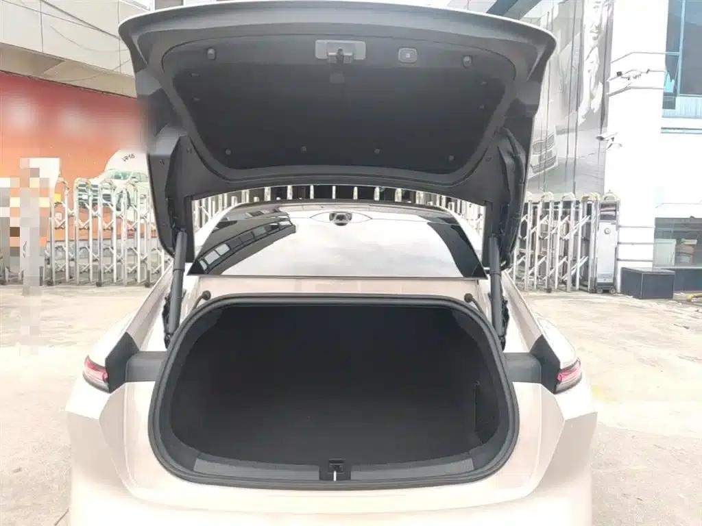 NIO ET5 2024 model 75kWh — миниатюра 19