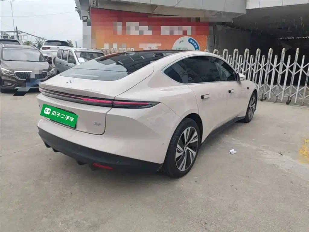 NIO ET5 2024 model 75kWh — миниатюра 7