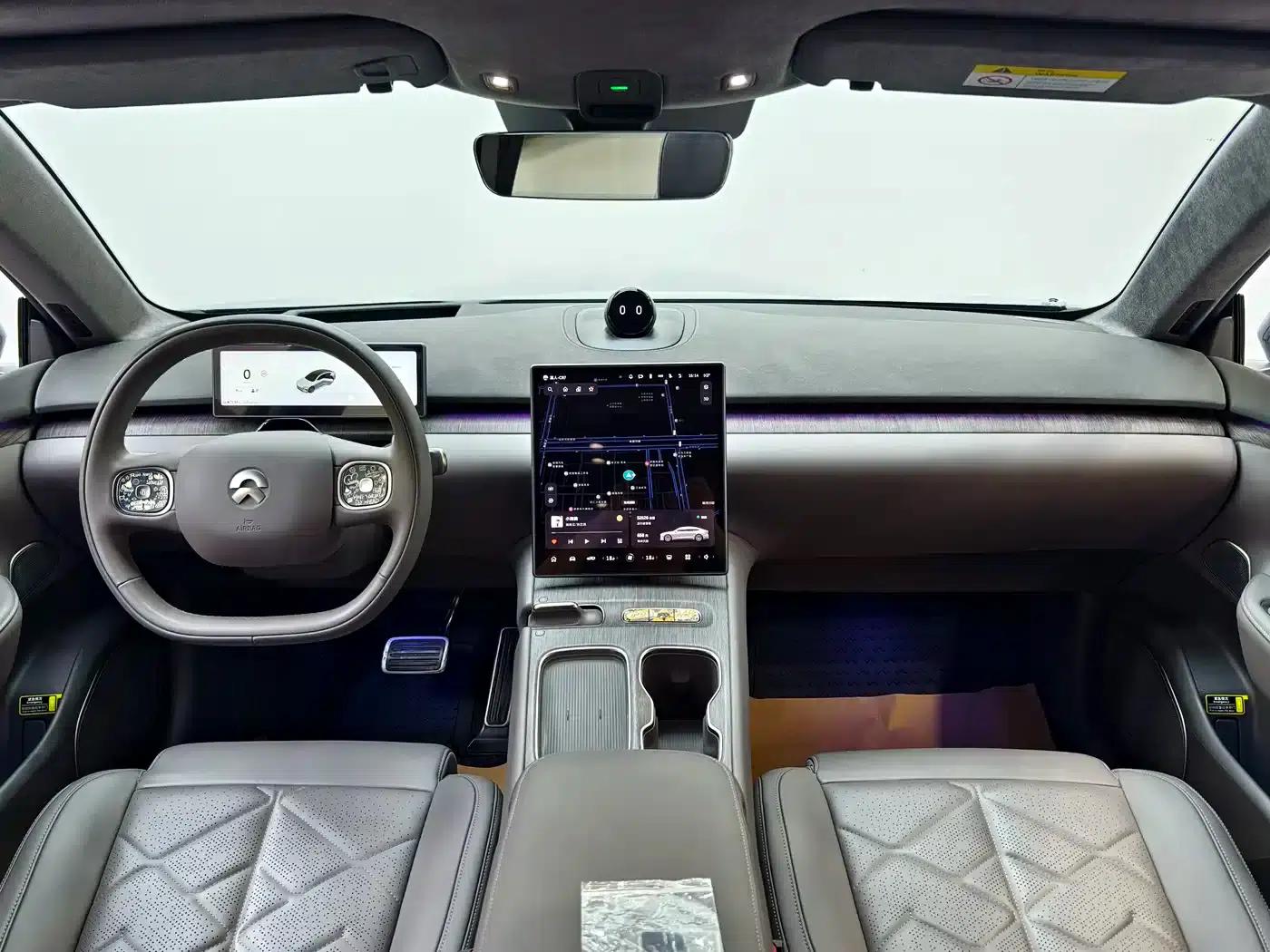 NIO ET7 2024 75kWh Executive Signature Edition — миниатюра 8