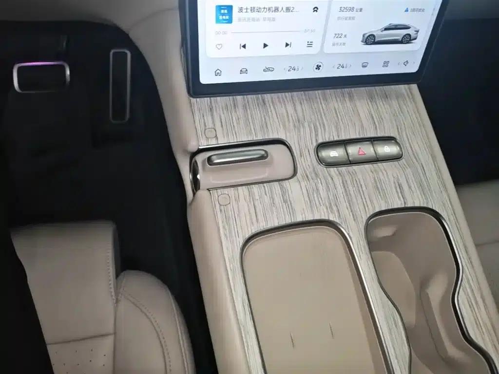 NIO ET7 2024 100kWh Executive Edition — миниатюра 14