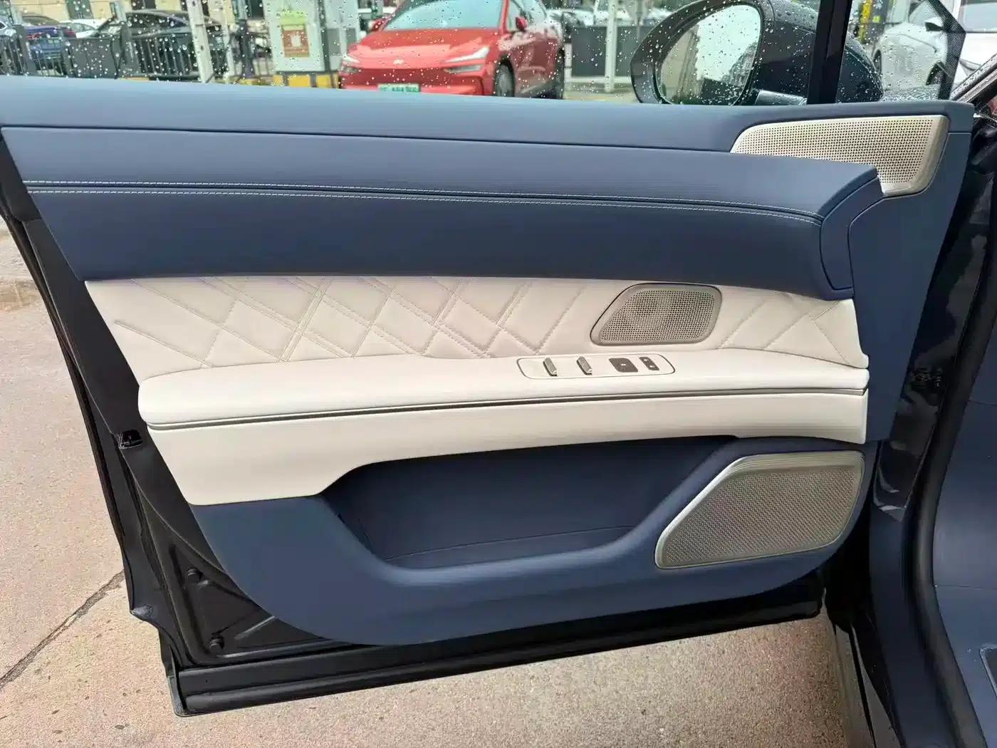 NIO ET9 2025 102kWh Signature Edition — миниатюра 4