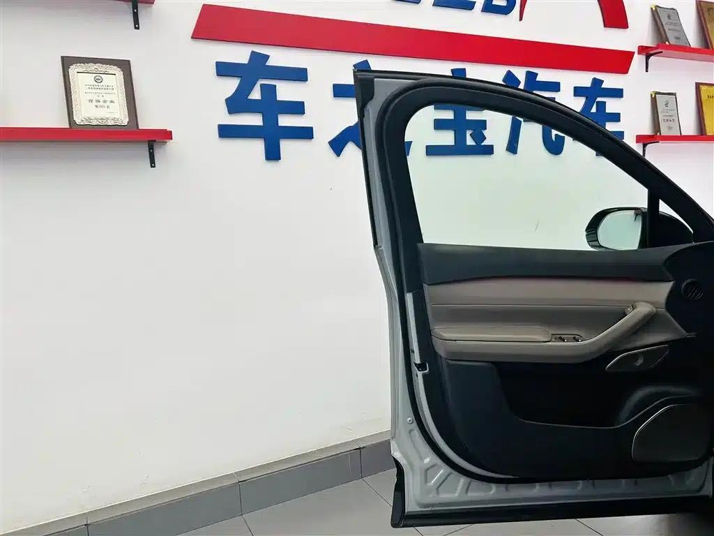 NIO ES7 2022 model 75kWh — миниатюра 21