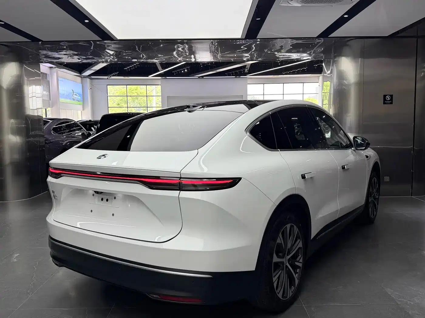NIO EC7 2023 model 75kWh — миниатюра 13