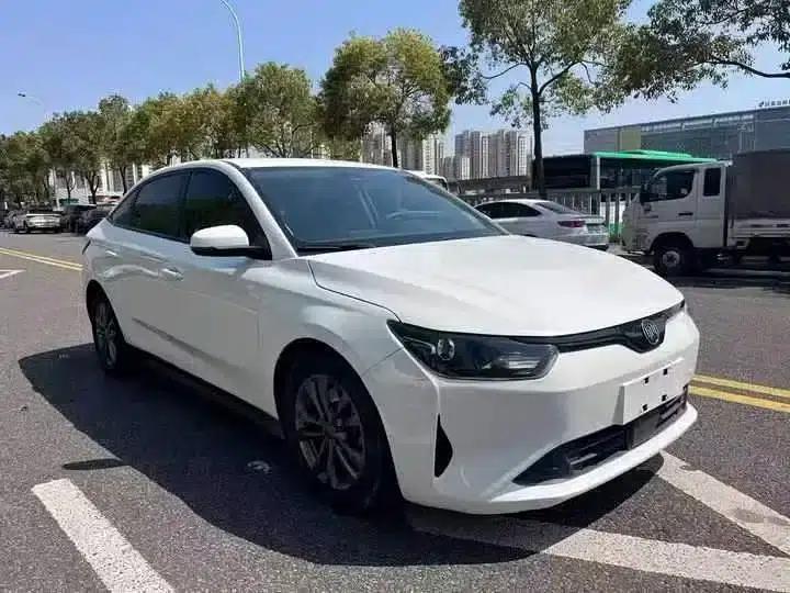 Weltmeister E.5 2022 Smart Travel — миниатюра 3