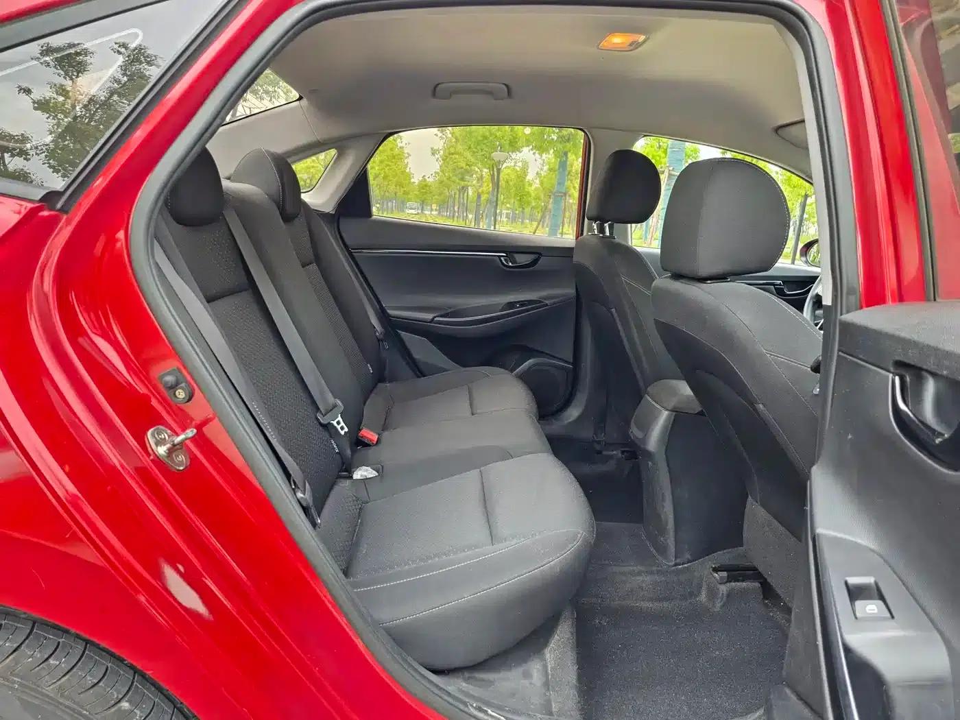 Hyundai Elantra 2020 1.6L Automatic GL Edition — миниатюра 12