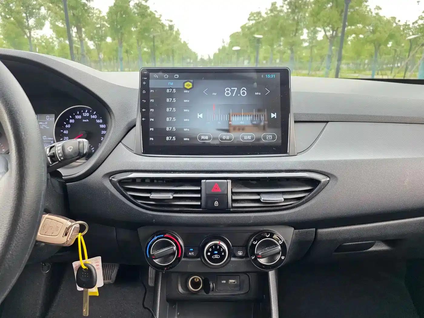 Hyundai Elantra 2020 1.6L Automatic GL Edition — миниатюра 15