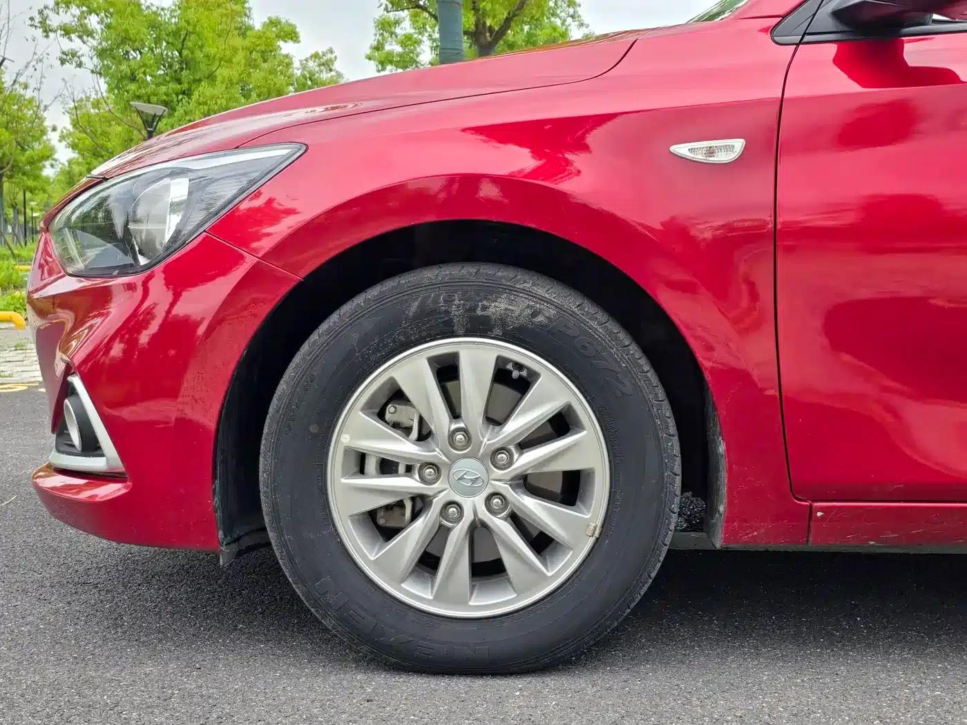 Hyundai Elantra 2020 1.6L Automatic GL Edition — миниатюра 20