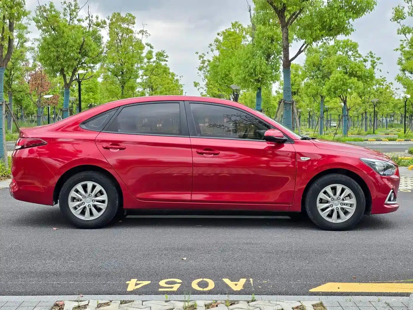 Hyundai Elantra 2020 1.6L Automatic GL Edition — миниатюра 8