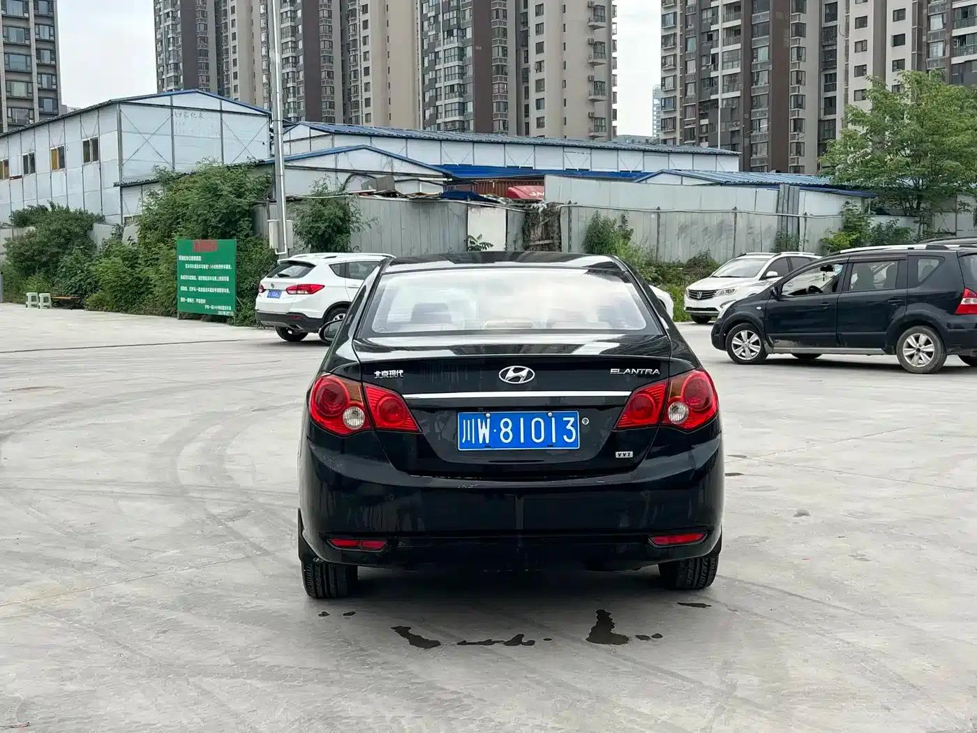 Hyundai Elantra 2010 1.6L MT GL — миниатюра 8