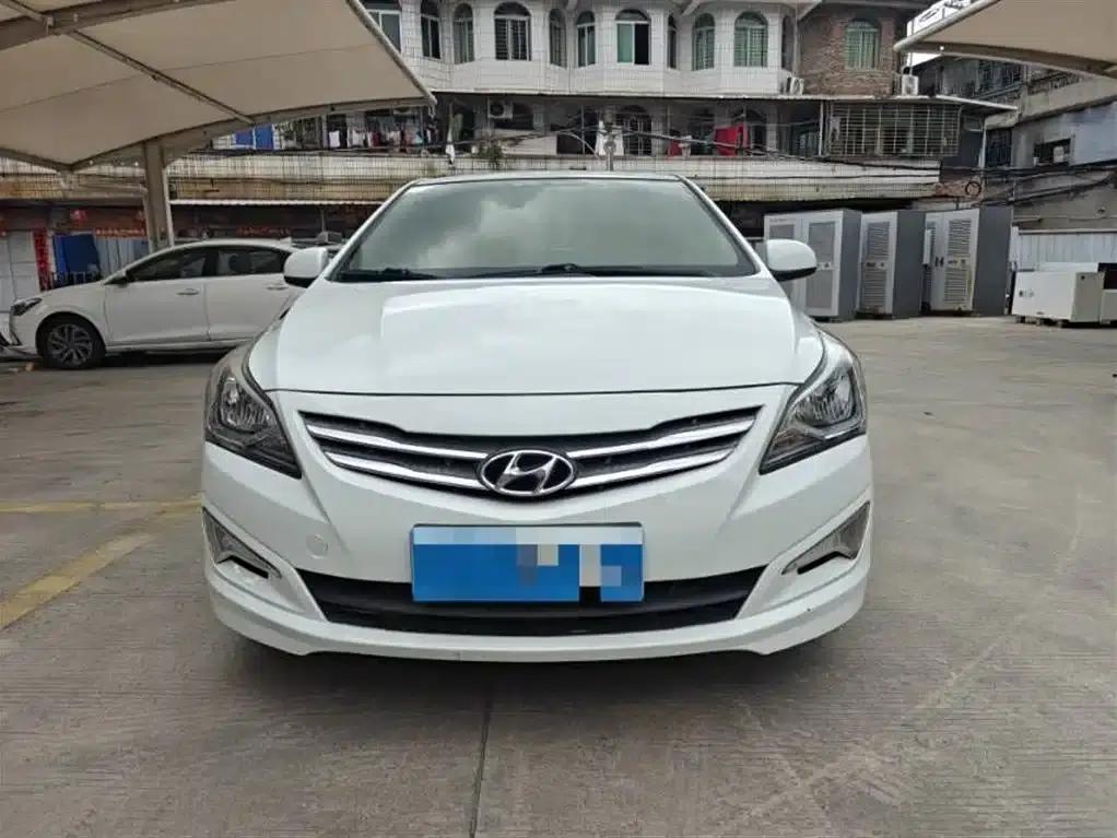 2014 Hyundai Reina 1.4L Manual Fashion GS — миниатюра 2